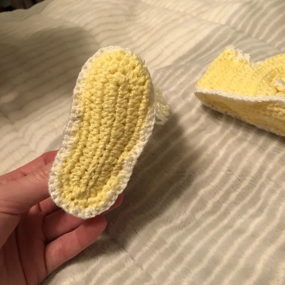 CROCHETED Baby Booties